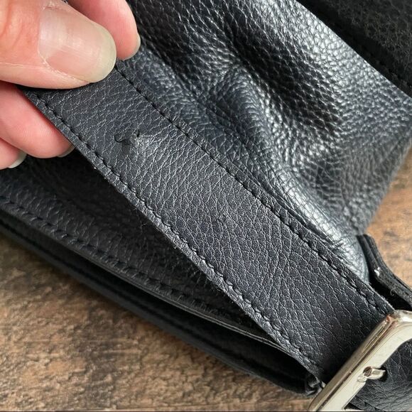 Giani Bernini Black Pebbled Leather Shoulder Bag - Picture 11 of 12